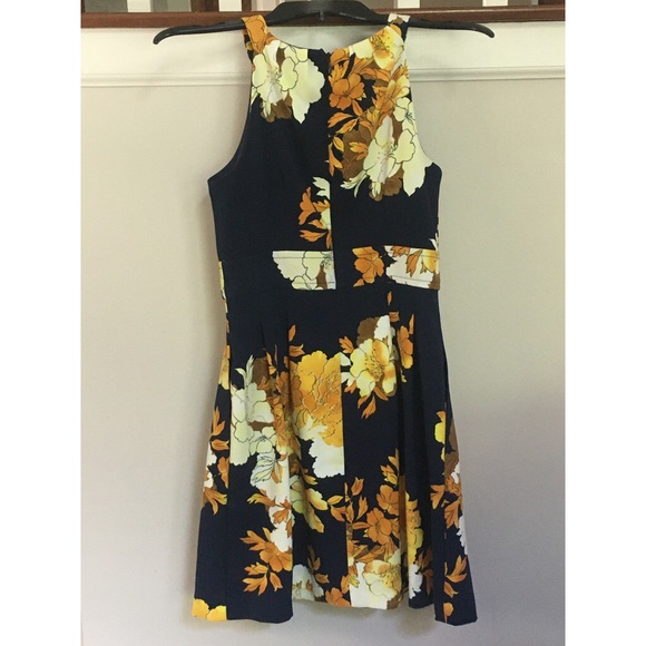 Floral Navy Dress - Picture 2 of 3